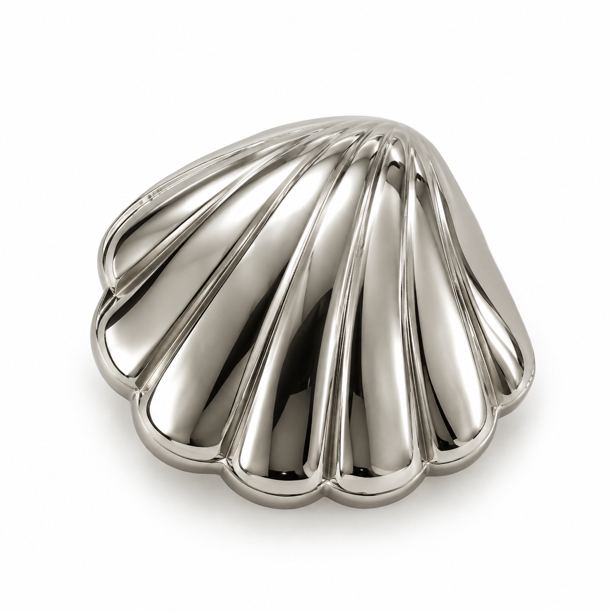 VP 28 Silver Shell-Shaped Metal Shank Button – 15, 25 & 30 mm