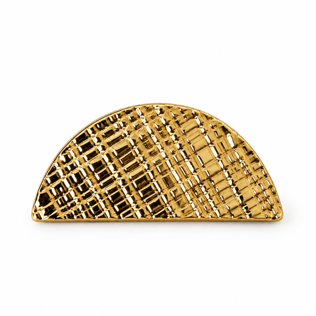 VP 32 Gold Half-Ring Metal Shank Button – 37 mm