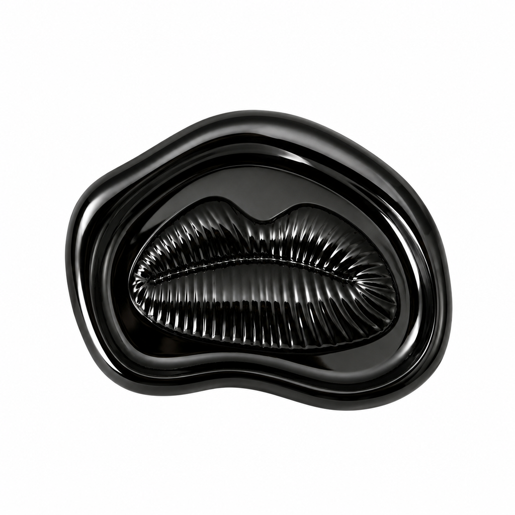 VP 37 Shiny Black Kiss Design Metal Shank Button – 20 & 28 mm