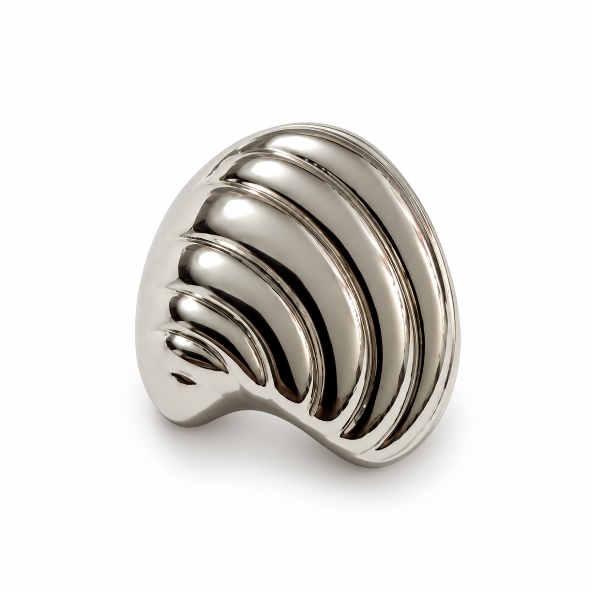 VP 95 Silver Shell-Shaped Metal Shank Button – 15, 20 & 25 mm